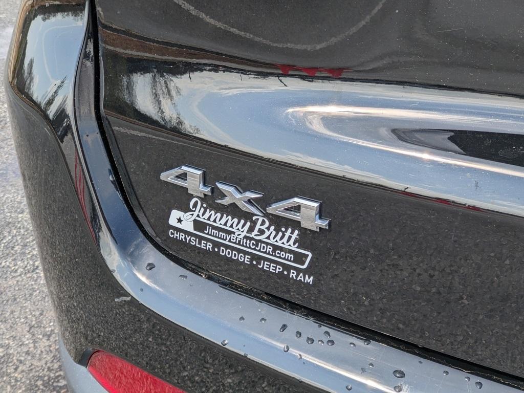 used 2025 Jeep Compass car, priced at $23,777