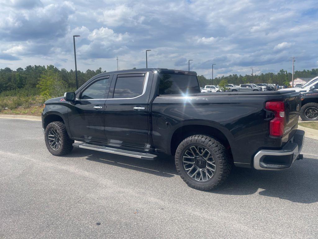 used 2022 Chevrolet Silverado 1500 car, priced at $39,675