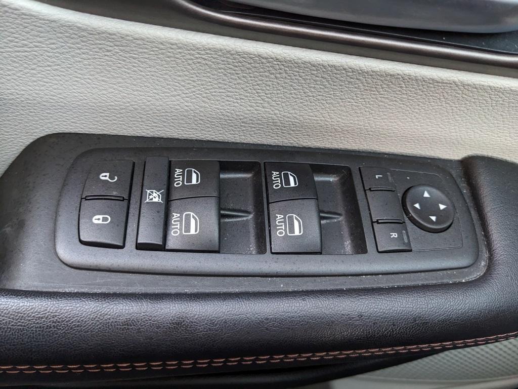 used 2017 Chrysler Pacifica car, priced at $17,777