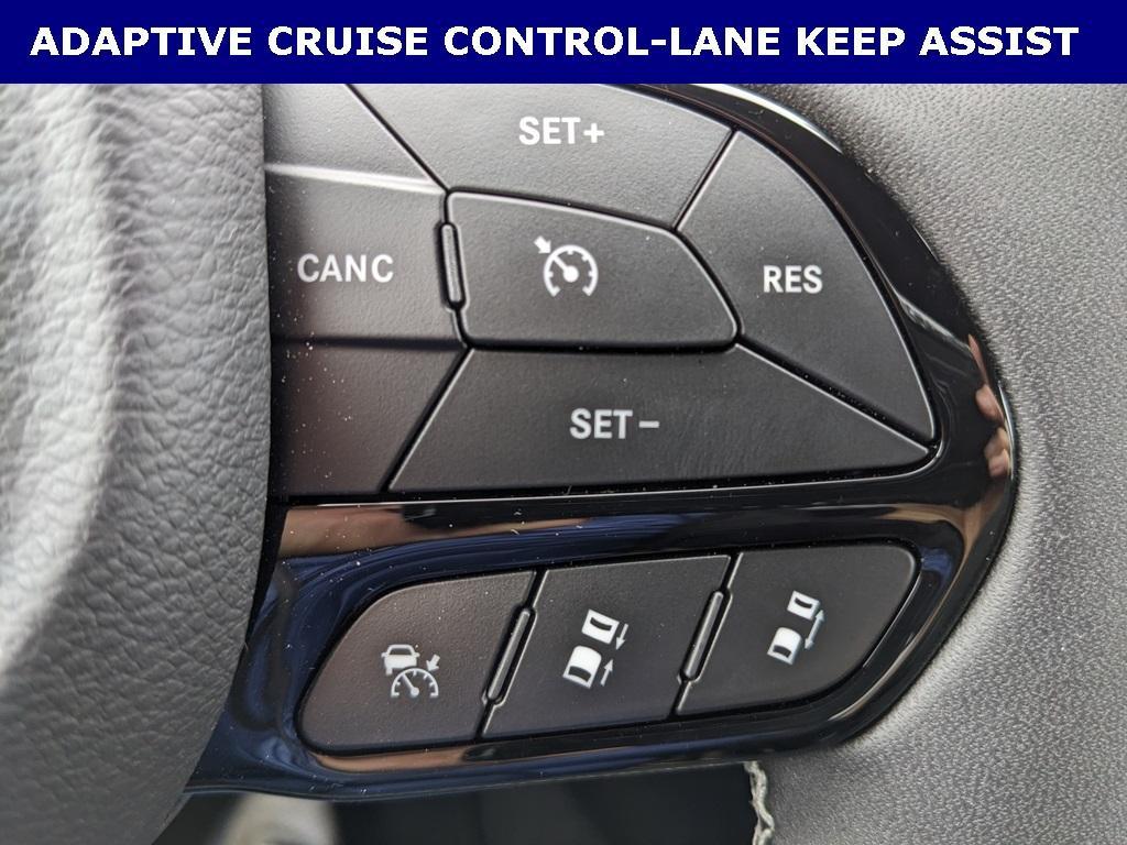 used 2026 Chrysler Pacifica car, priced at $36,854