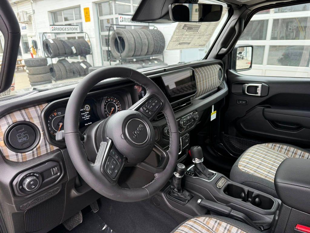new 2026 Jeep Gladiator car, priced at $44,272