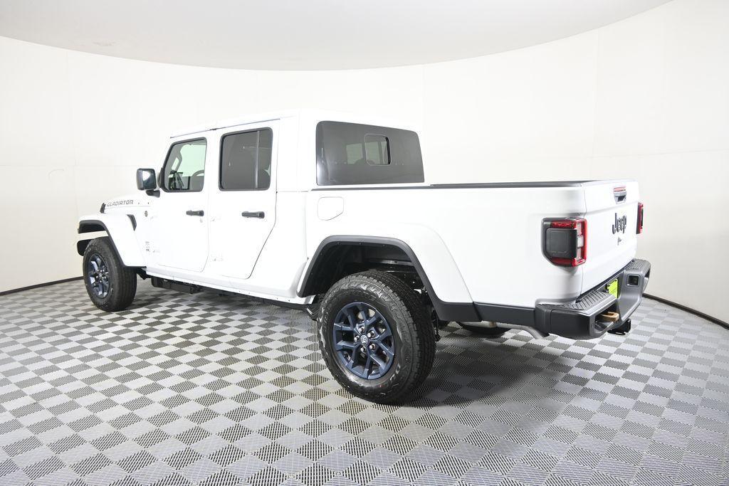 new 2026 Jeep Gladiator car, priced at $44,272