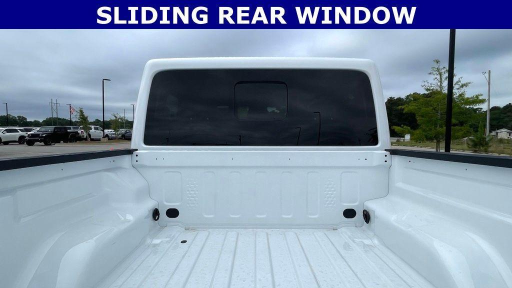 new 2026 Jeep Gladiator car, priced at $43,178