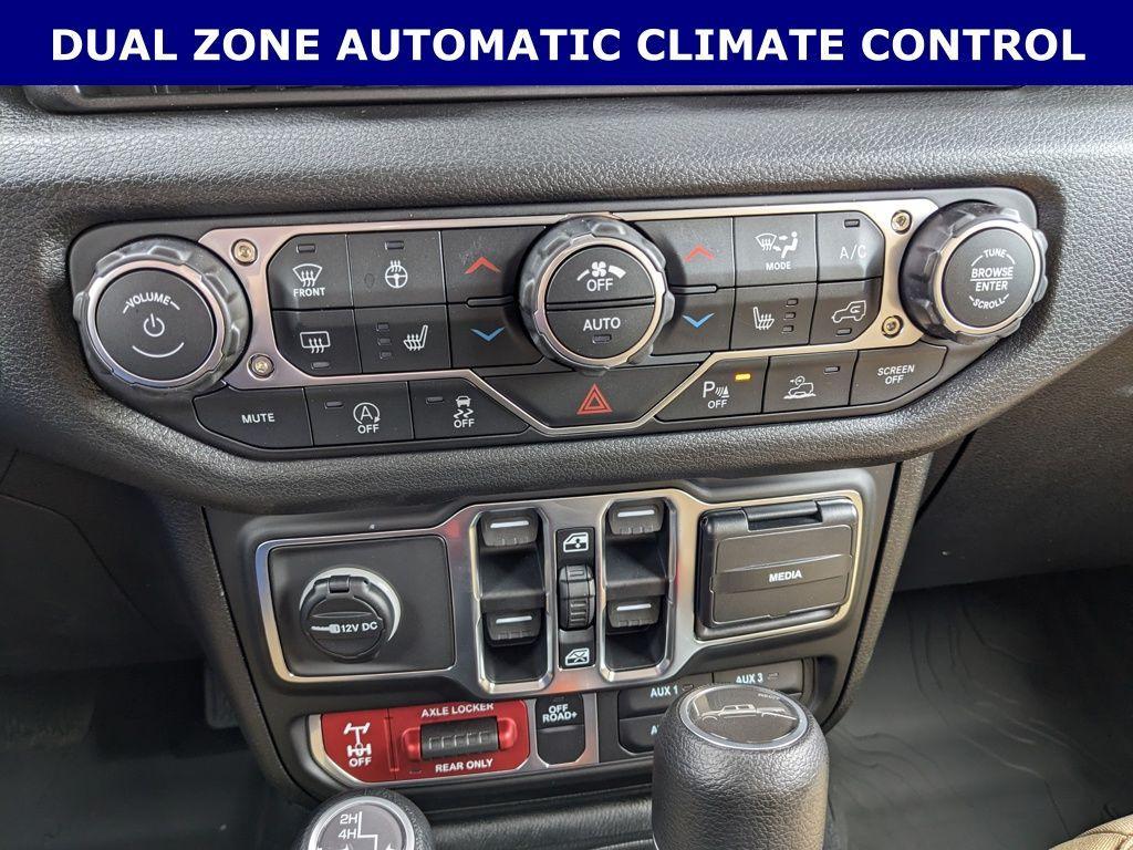 new 2026 Jeep Gladiator car, priced at $51,577