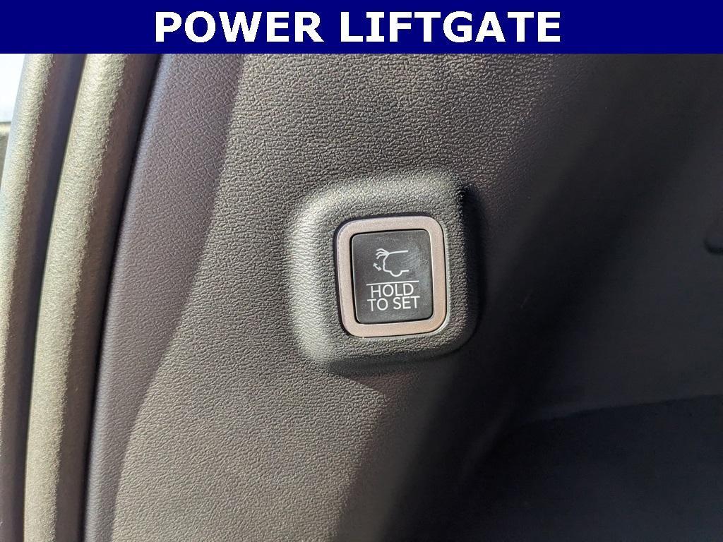 new 2026 Jeep Cherokee car, priced at $38,177