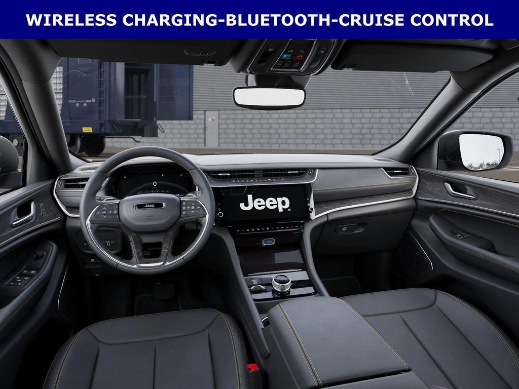 new 2026 Jeep Grand Cherokee car, priced at $45,278
