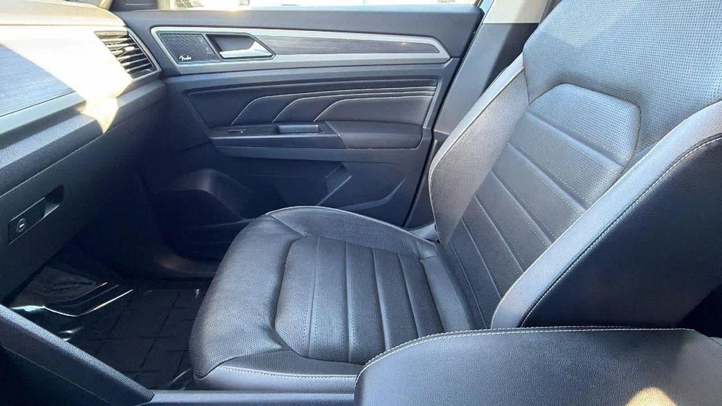 used 2021 Volkswagen Atlas car, priced at $25,495