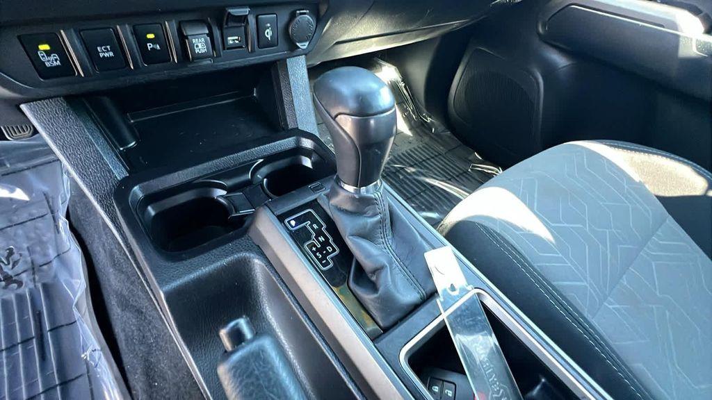 2023 Ice Cap Toyota Tacoma