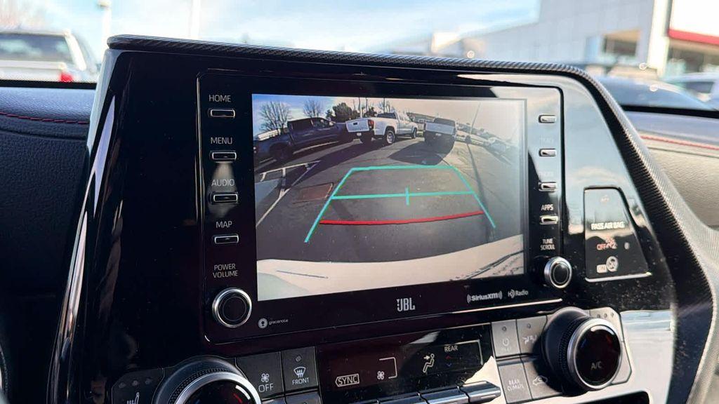 used 2022 Toyota Highlander car, priced at $34,995