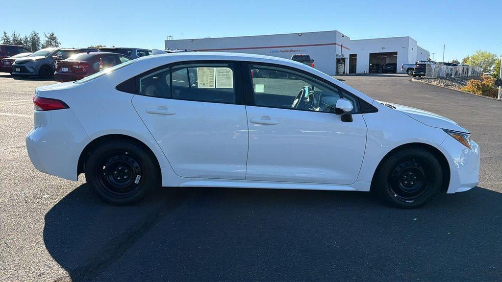 2021 Super White Toyota Corolla