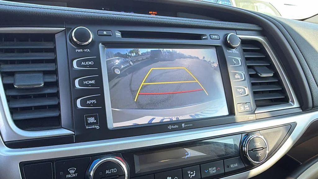 used 2015 Toyota Highlander car, priced at $16,495