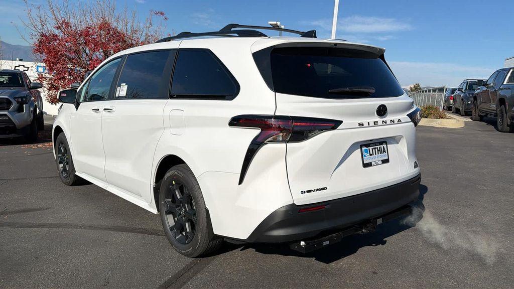 new 2026 Toyota Sienna car, priced at $52,287