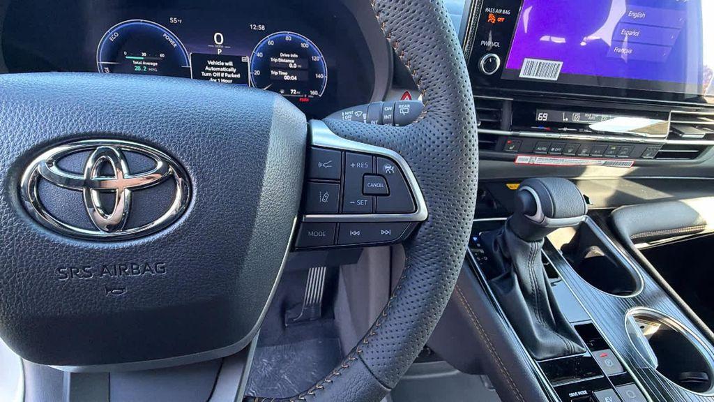 new 2026 Toyota Sienna car, priced at $52,287