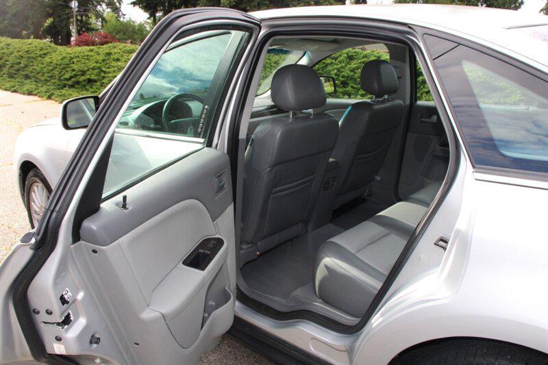 used 2005 Mercury Montego car, priced at $5,699