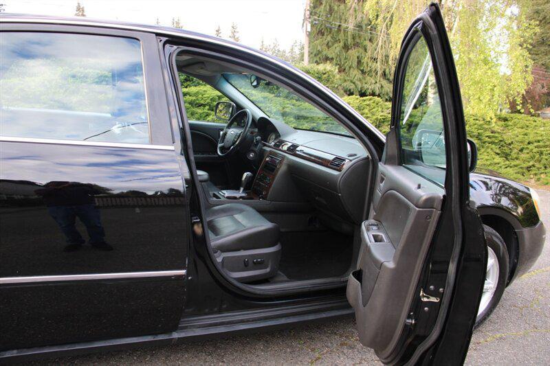 used 2005 Ford Five Hundred car, priced at $5,499