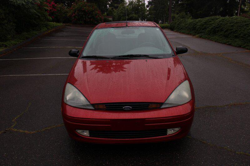 used 2004 Ford Focus car, priced at $5,199