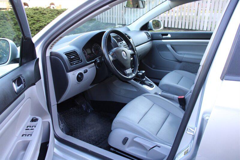 used 2008 Volkswagen Jetta car, priced at $5,499