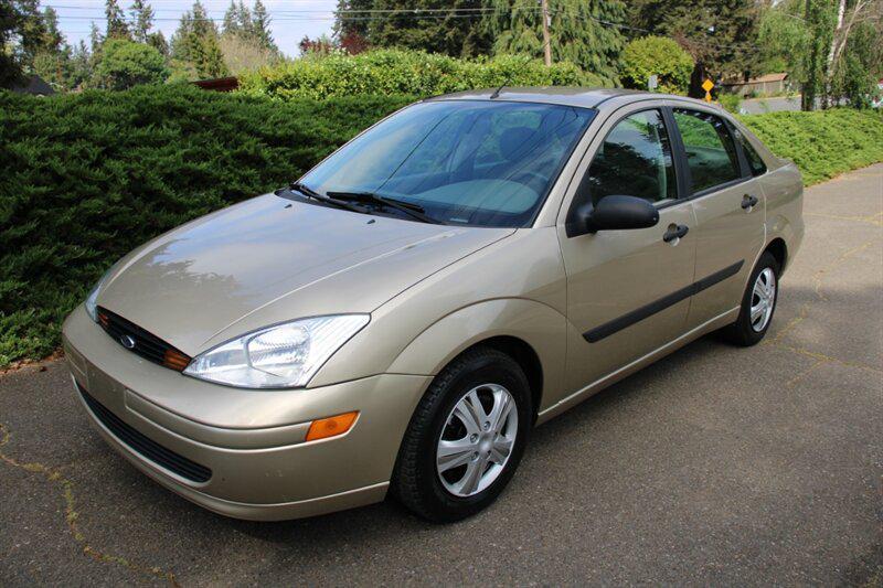 used 2001 Ford Focus car, priced at $2,995