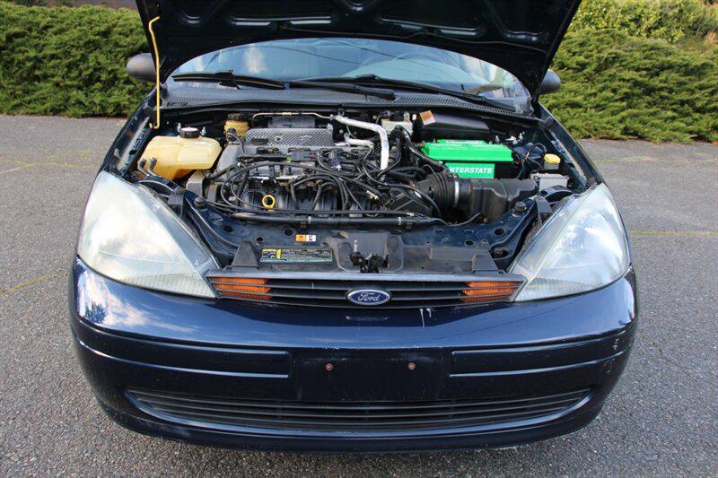 used 2004 Ford Focus car, priced at $3,995