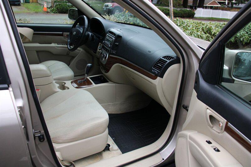 used 2007 Hyundai Santa Fe car, priced at $2,995