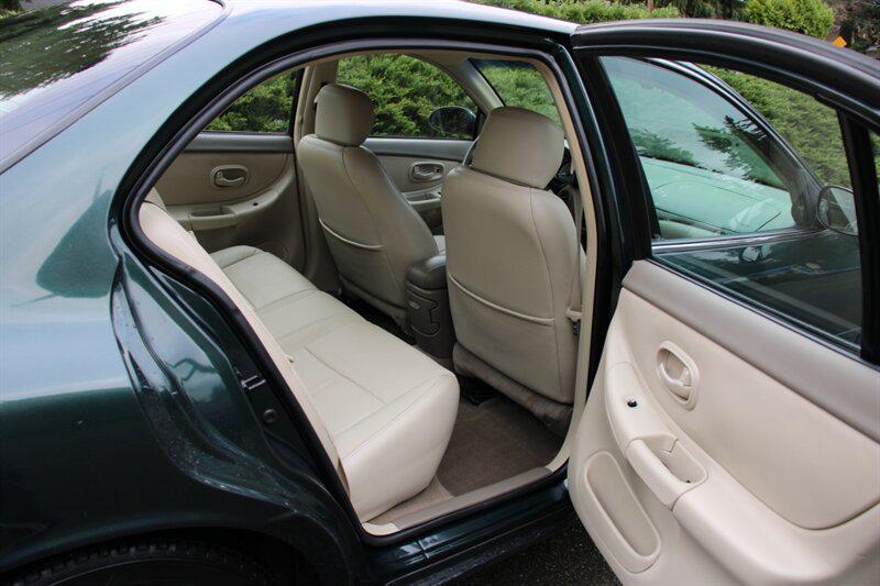 used 1998 Oldsmobile Intrigue car, priced at $4,799