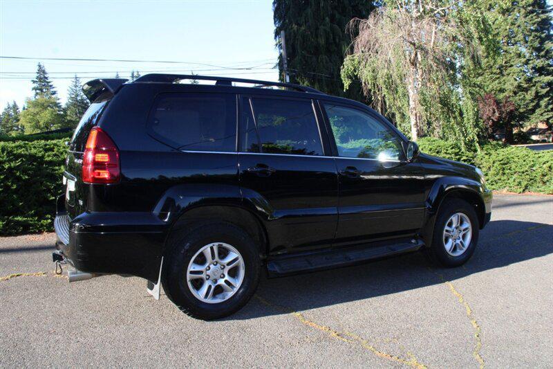 used 2004 Lexus GX 470 car, priced at $10,195
