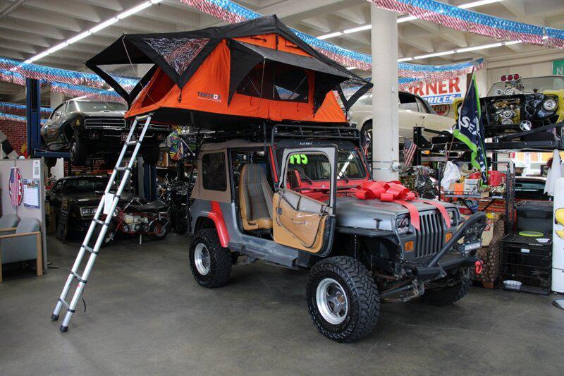 used 1995 Jeep Wrangler car, priced at $5,995