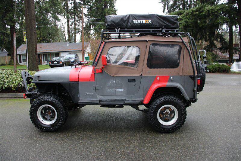 used 1995 Jeep Wrangler car, priced at $5,995