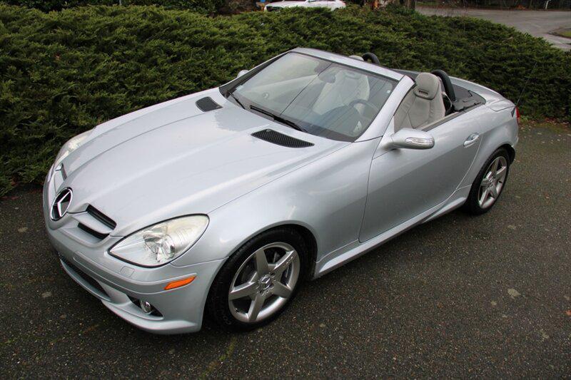 used 2006 Mercedes-Benz SLK-Class car, priced at $8,995