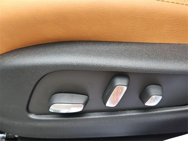 new 2025 Cadillac XT5 car, priced at $47,012