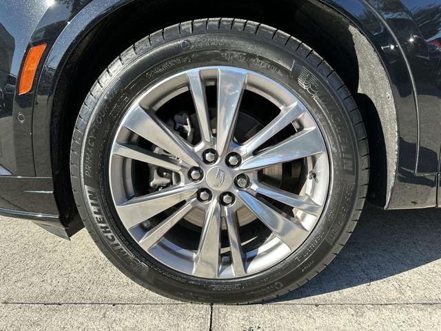 used 2023 Cadillac XT6 car, priced at $36,500
