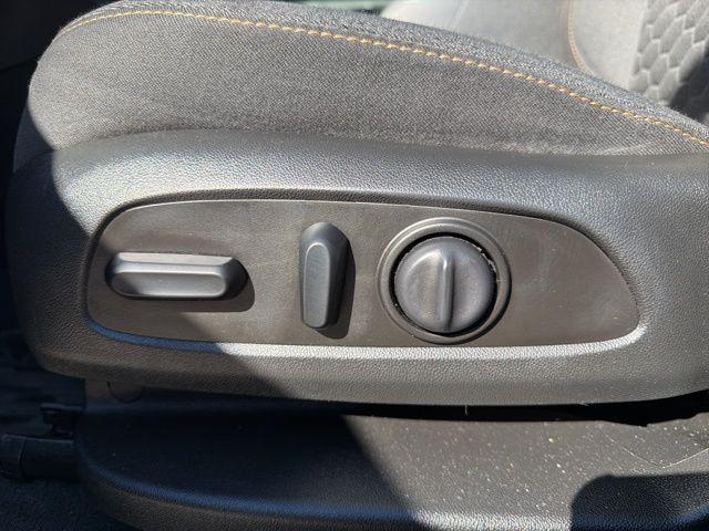 used 2020 Chevrolet Equinox car, priced at $17,000