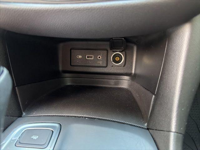 used 2020 Chevrolet Equinox car, priced at $17,000