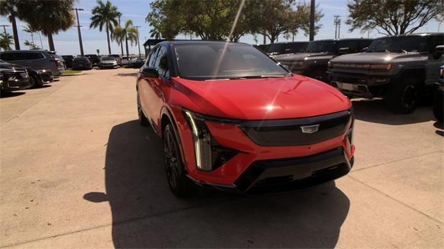 new 2025 Cadillac OPTIQ car