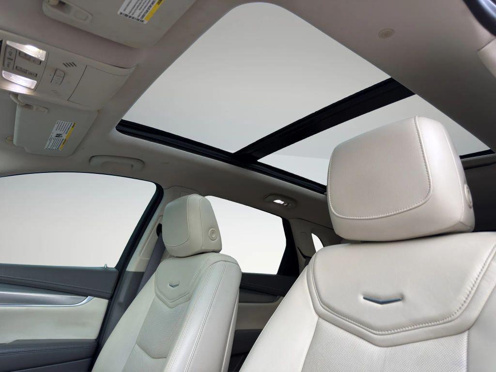 used 2019 Cadillac XT5 car, priced at $17,700