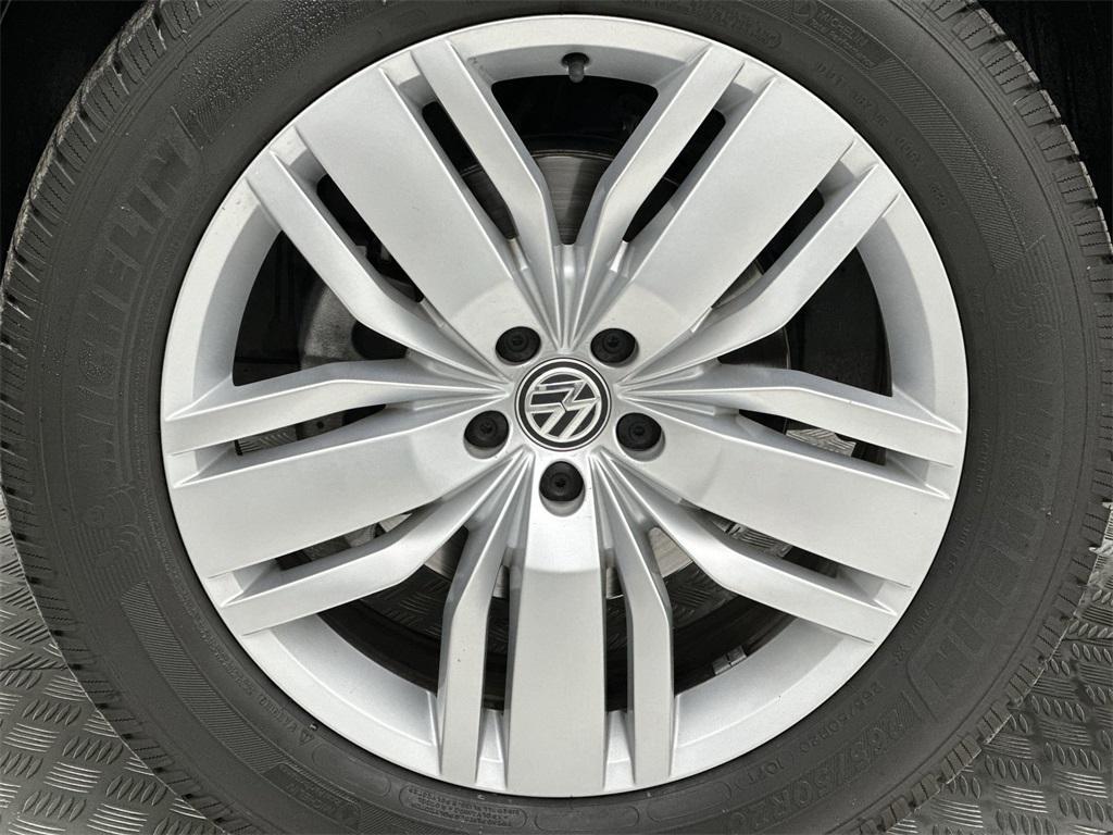 used 2018 Volkswagen Atlas car, priced at $17,286