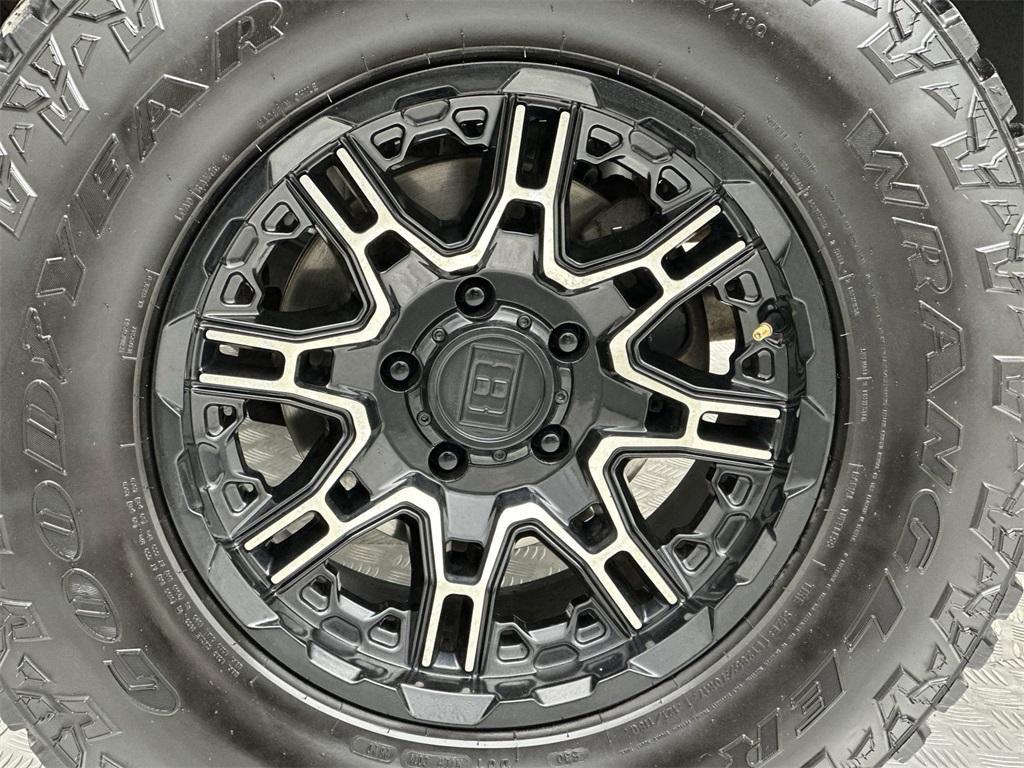 used 2015 Jeep Wrangler Unlimited car, priced at $18,601