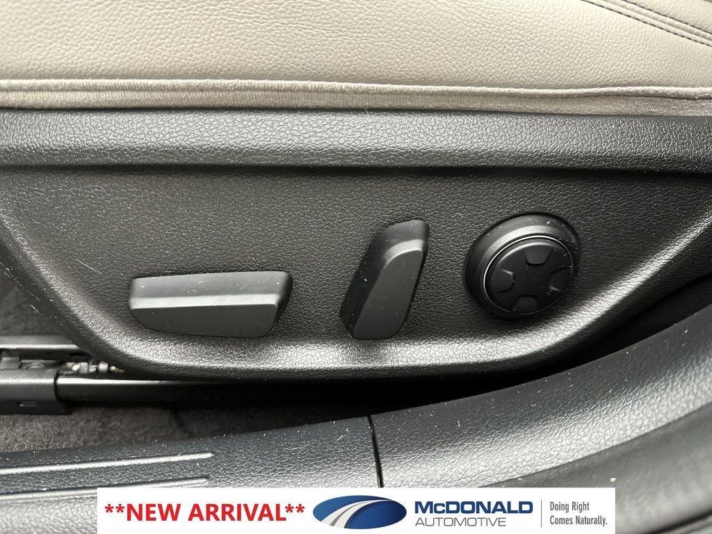 used 2023 Genesis G70 car, priced at $31,719