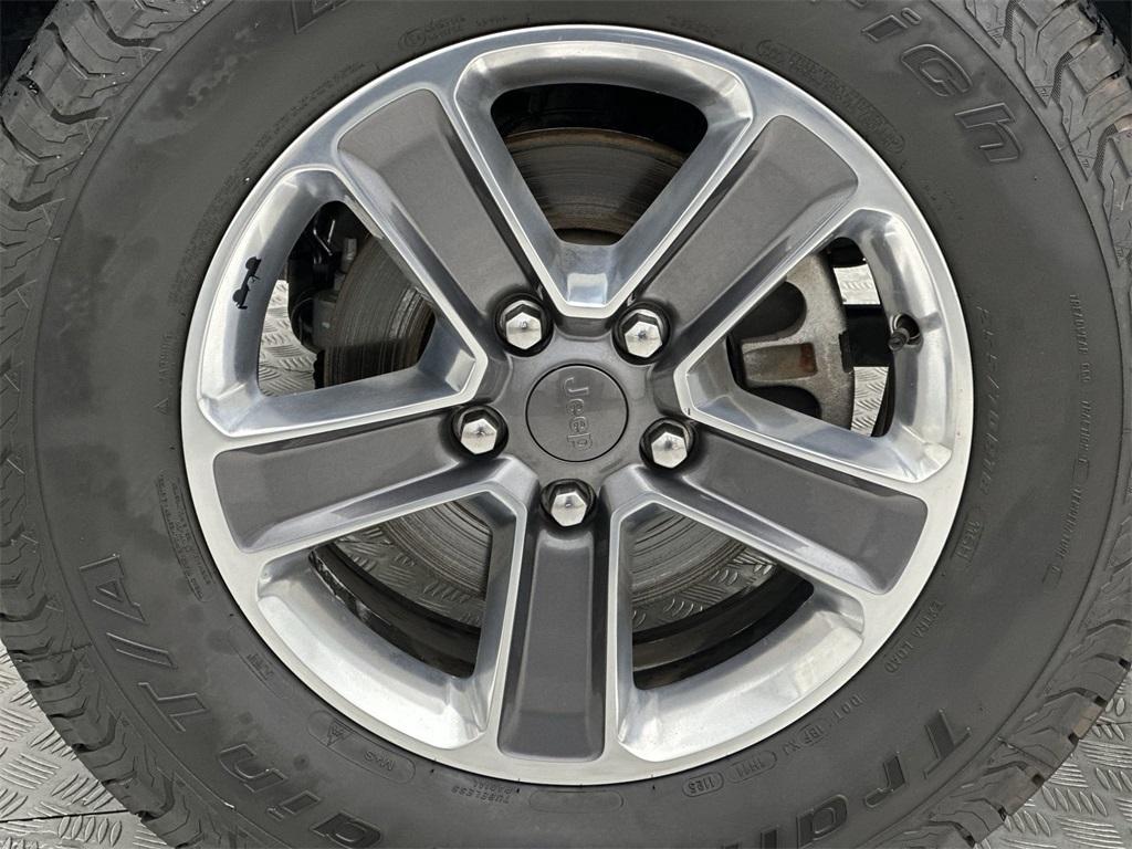 used 2021 Jeep Wrangler Unlimited car, priced at $30,049