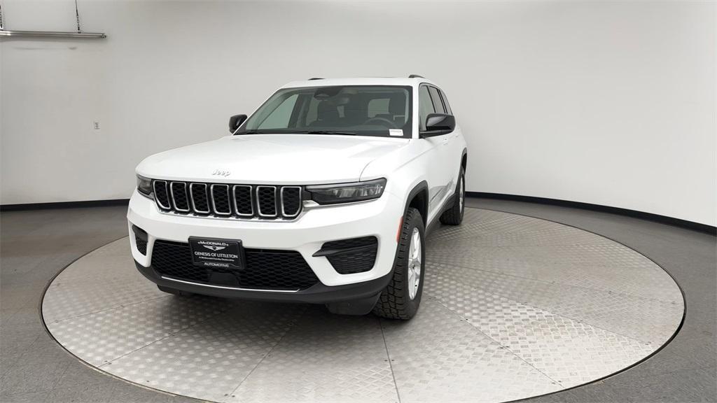 used 2024 Jeep Grand Cherokee car, priced at $29,190