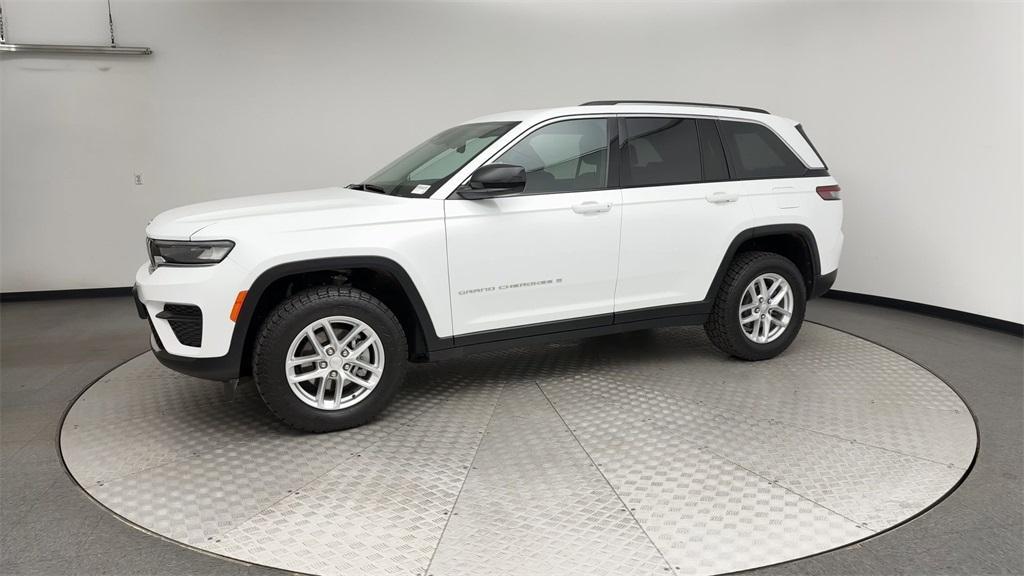 used 2024 Jeep Grand Cherokee car, priced at $29,190