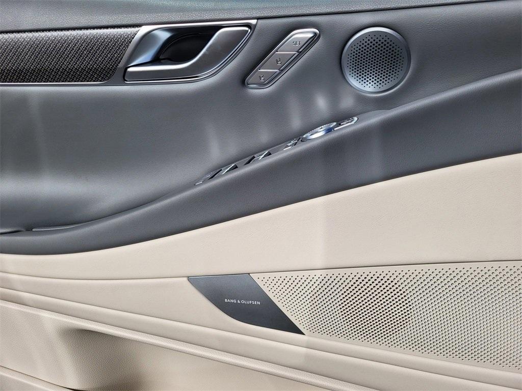 new 2026 Genesis G80 car, priced at $81,429