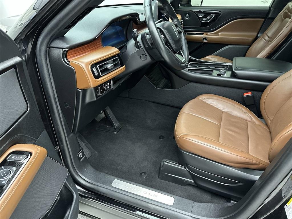 used 2023 Lincoln Aviator car, priced at $50,545