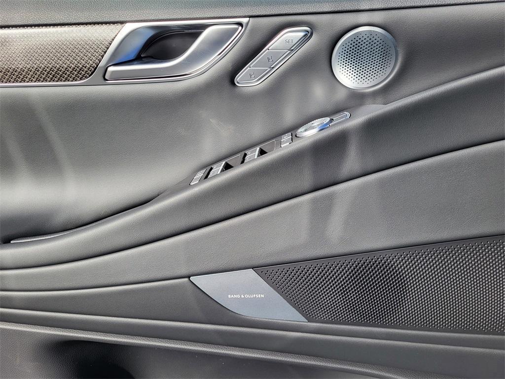 new 2026 Genesis G80 car