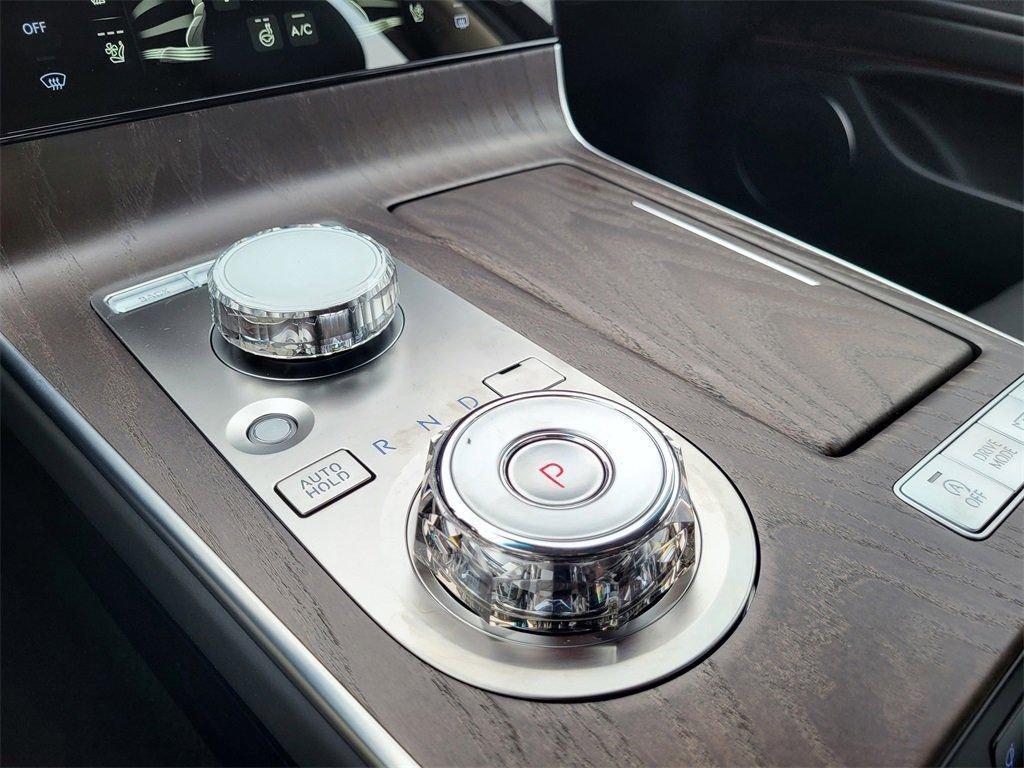 new 2026 Genesis G80 car, priced at $67,669