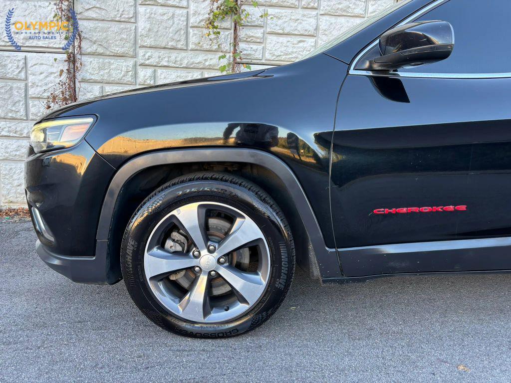 used 2019 Jeep Cherokee car, priced at $13,015