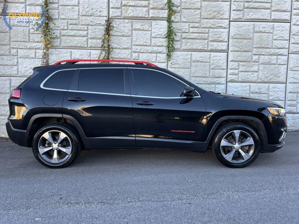 used 2019 Jeep Cherokee car, priced at $13,015