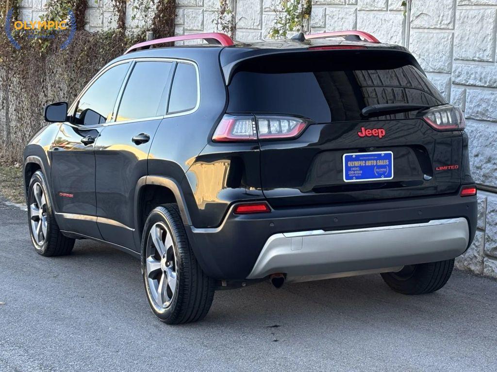 used 2019 Jeep Cherokee car, priced at $13,015