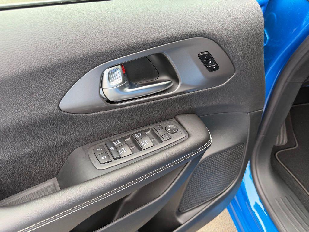 new 2026 Chrysler Pacifica car, priced at $48,430