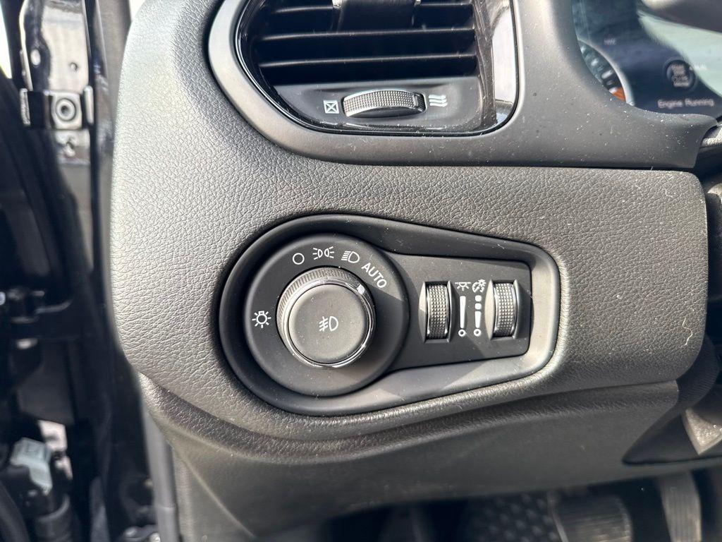 used 2023 Jeep Renegade car, priced at $23,777